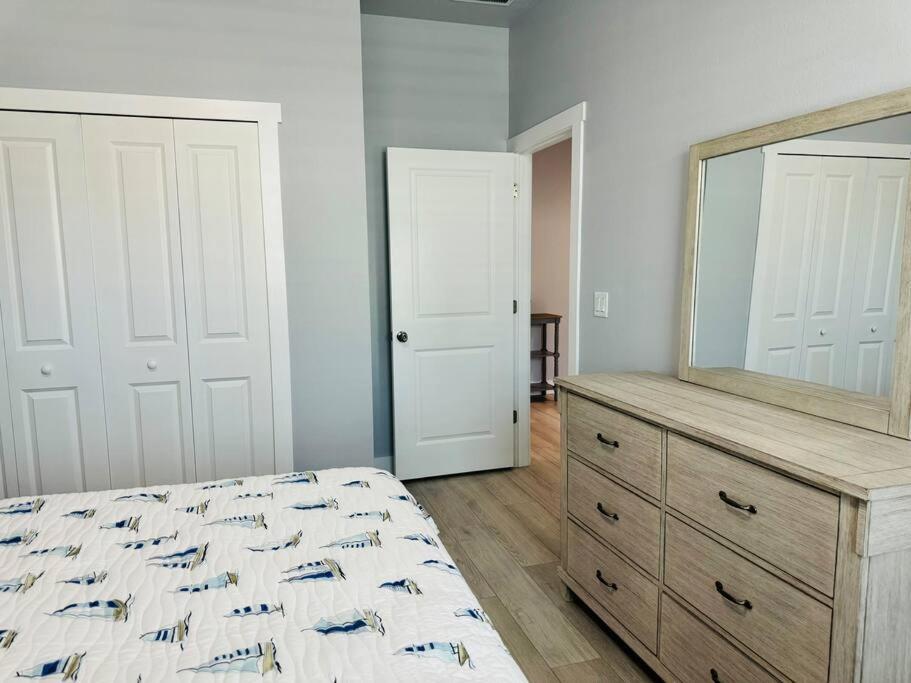 Villa Brand New Tampa Oasis With Private Jacuzzi Retreat à Lutz Extérieur photo