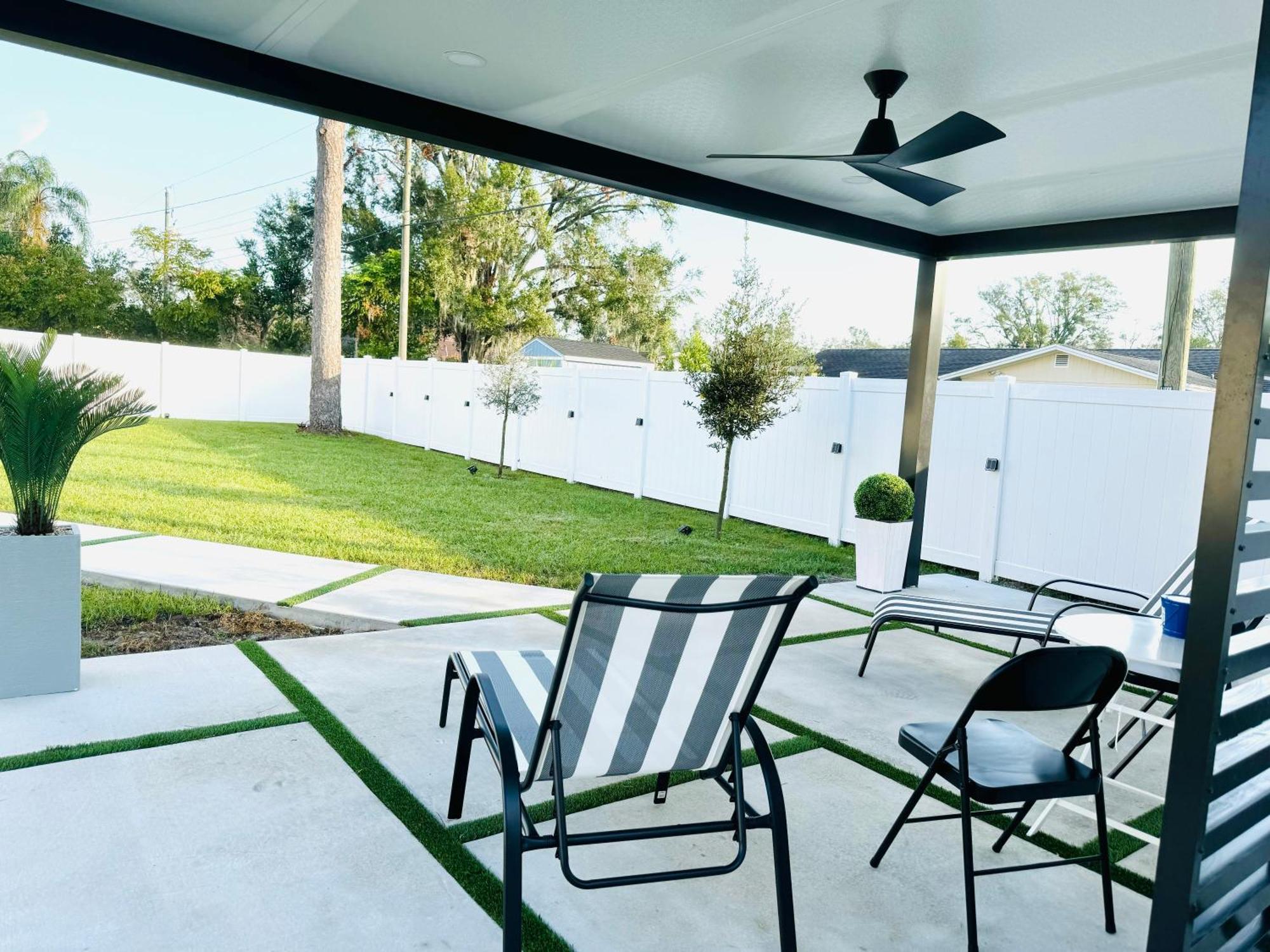 Villa Brand New Tampa Oasis With Private Jacuzzi Retreat à Lutz Extérieur photo