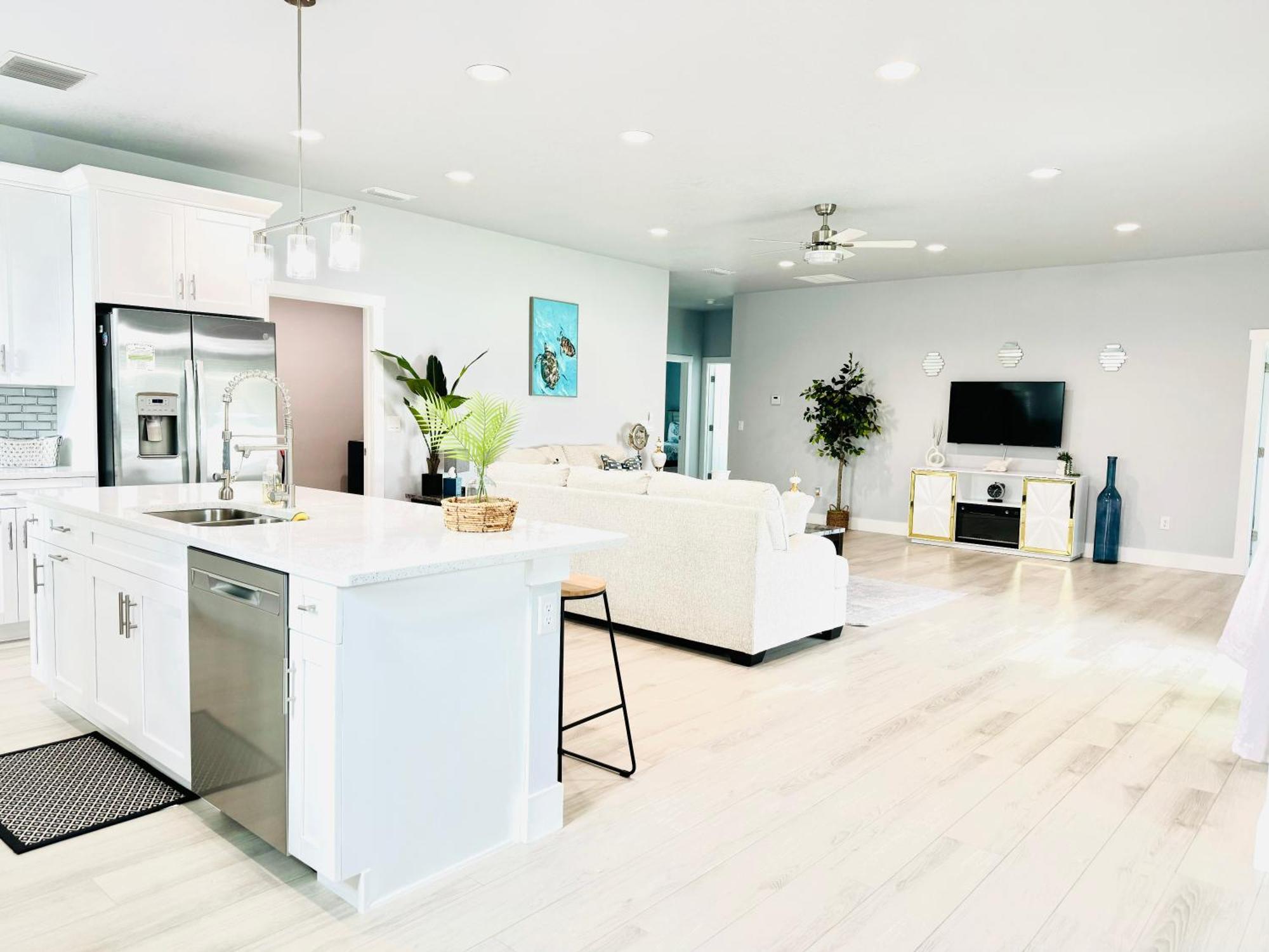 Villa Brand New Tampa Oasis With Private Jacuzzi Retreat à Lutz Extérieur photo